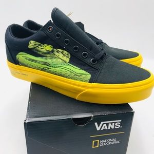 Vans Old Skool Low Top Nation Geographic Sneakers